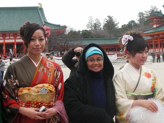 Yeni bersama kawan Jepun