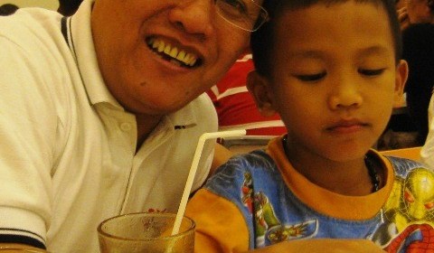 Sepasang blogger Indonesia