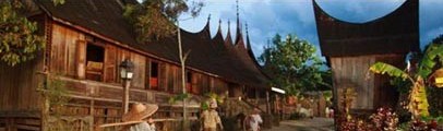 rumah gadang Minangkabau