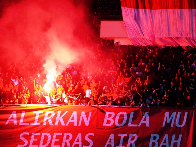 suporter-indonesia foto dari http://inpogue.com/