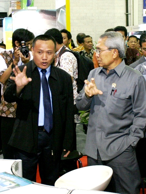 karya konstruksi indonesia menetri PU 05