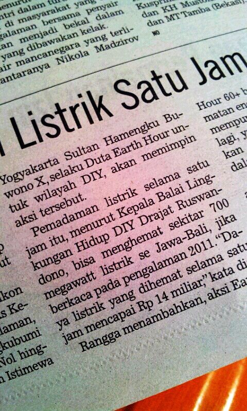 sultan pimpin earth hour jogja 2012