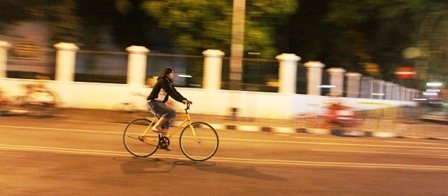 kilometer nol jogja (panning malam hari)