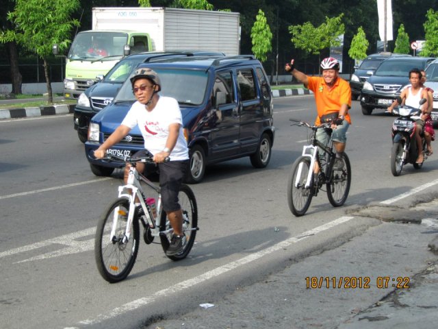 Jempoler buat peserta #GowesPagi