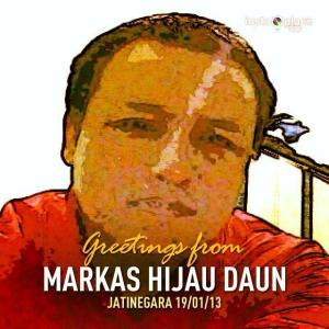 Berdoa semoga banjir segera surut. Amin.