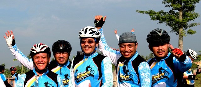Gowes Merapi (tidak takut keserempet bis)