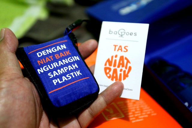 Tas dengan niat baik