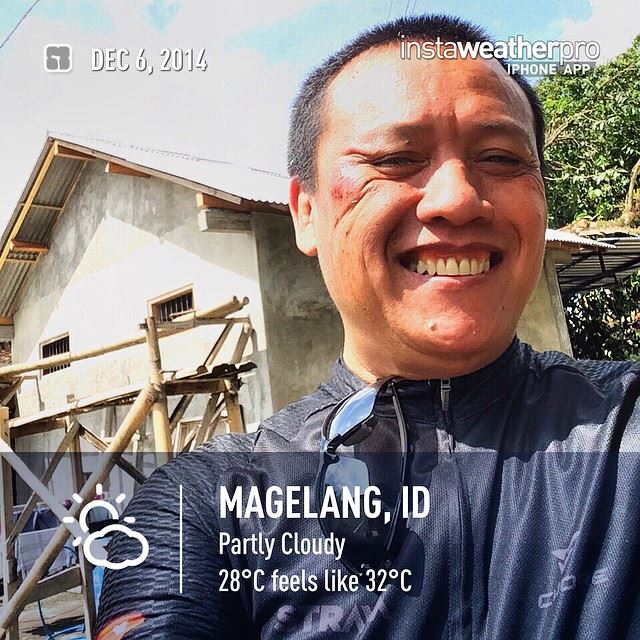 Sesaat setelah jatuh tetap narsis