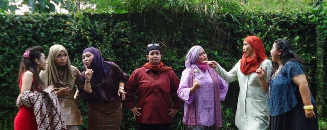 Pemeran Kolase dan 7 jendela