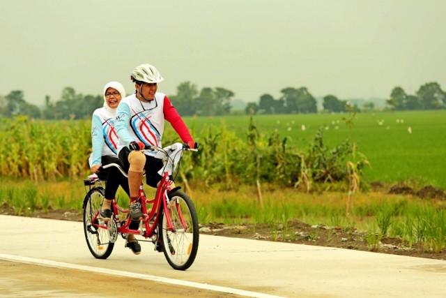 ibu Direktur meramaikan gowes Ceria PPTR