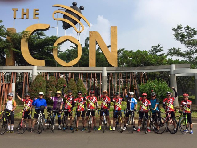 Pochie - The Icon, Horizon Broadway  01