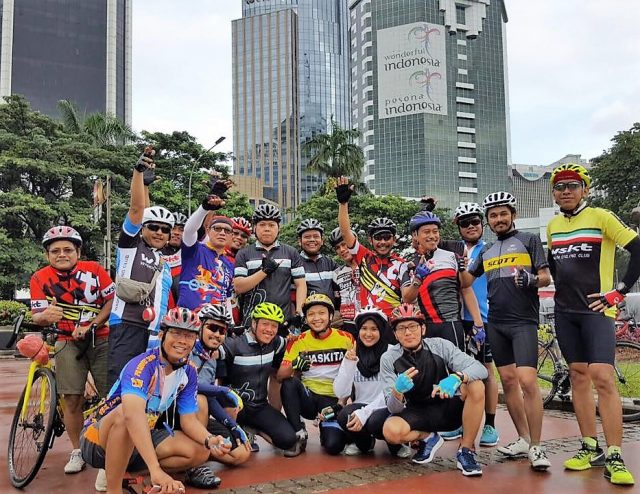 gowes-pilkada-2017-super-santai