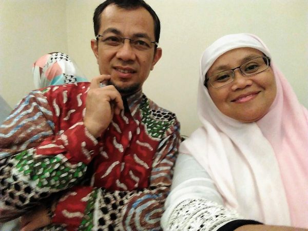 Ustadz Wijayanto dan bu Yeni