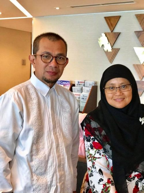 Ustadz Wijayanto dan Yeni