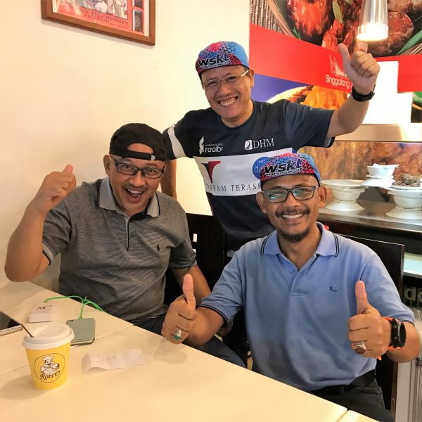 Peserta terakhir meninggalkan Surabaya