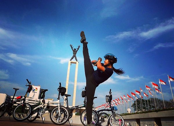 Gowes Tahun Baru plus atraksi lapangan Banteng